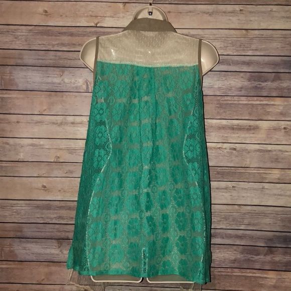 Ryu Sheer Lace Flower 🌸 Top Size Medium - Picture 4 of 4